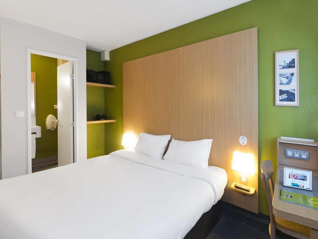 B&B Hotel Morlaix Saint-Martin-des-Champs  Luaran gambar